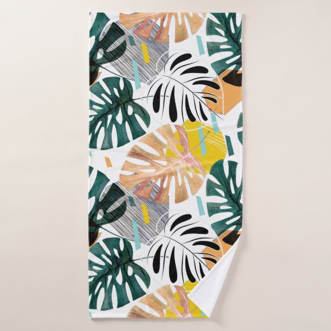 Seamless tropical pattern. Green leaves of a palm  (Serviette de bain)