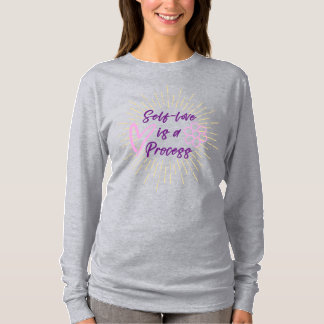 Self Love est un T-shirt à manches longues pourpre