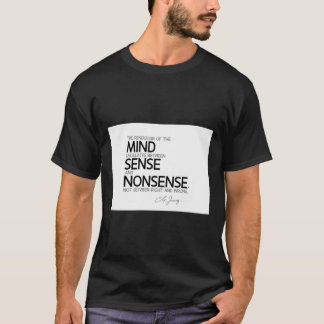 sens et non-sens - carl jung Classic T-Shirt