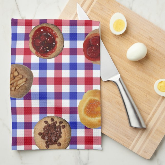 Sept kolaches sur serviette de cuisine Checks tchè (Quart Plié)