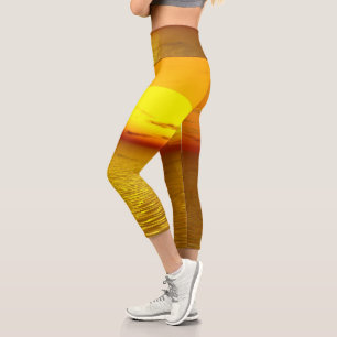 Serene Sunset Capri Leggings avec design naturel