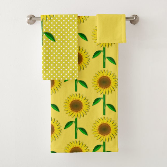 Serviette de bain à pois jaune et à fleurs de sole (En situation)