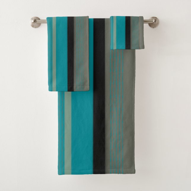 Serviette de bain beige noire et Turquoise (En situation)