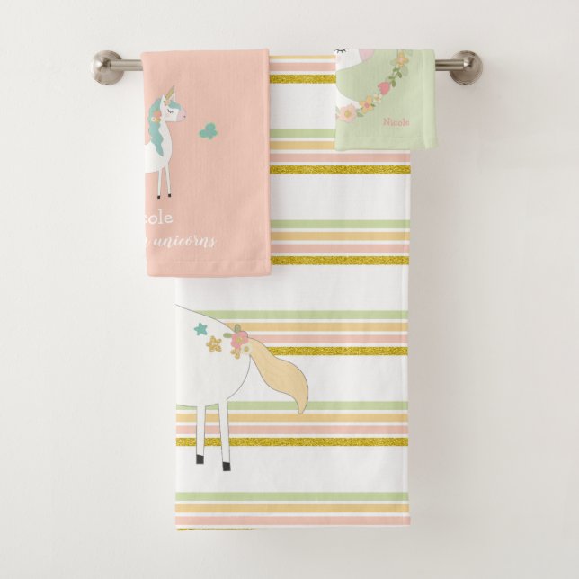 Serviette de bain de licorne de parties (En situation)