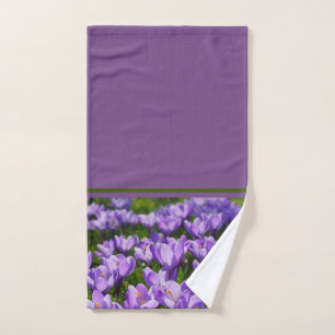 Serviette de bain fleur de crocus violet de style