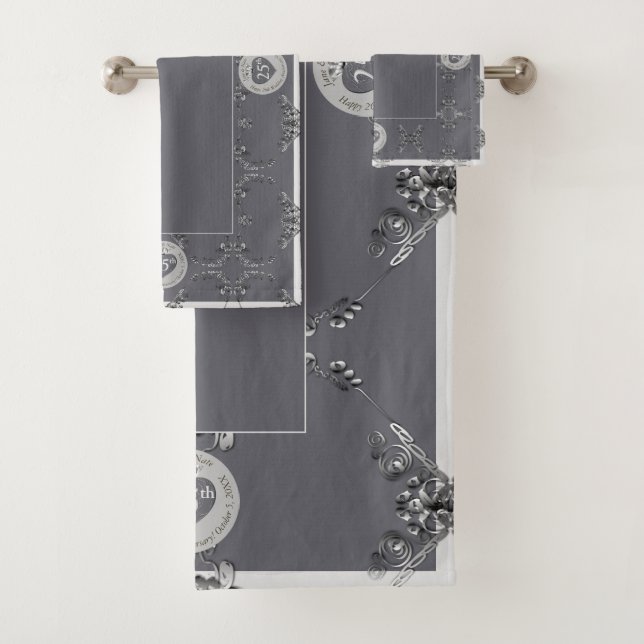 Serviette de bain gris et argent du 25e anniversai (En situation)