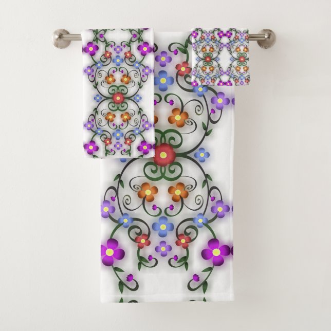serviette de bain ornementale fleurie (En situation)