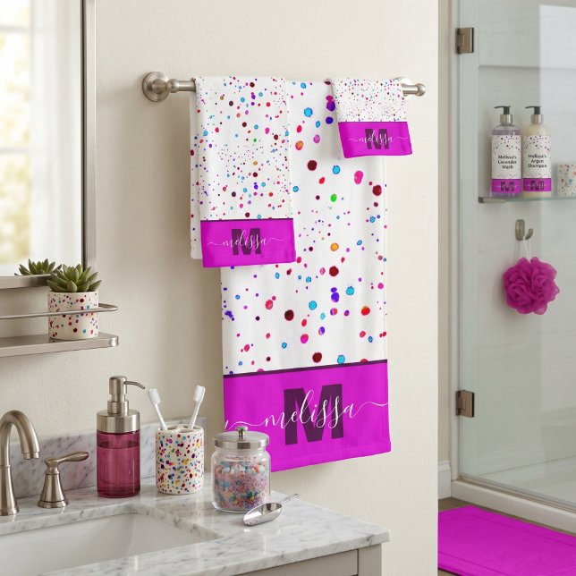 Serviette de bain personnalisée avec des points co (Créateur téléchargé)