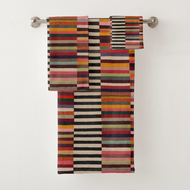 serviette de bain rayée (En situation)