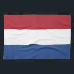 Serviette de cuisine avec Drapeau de Pays-Bas<br><div class="desc">Ajoutez une touche de fierté hollandaise à votre cuisine avec notre serviette de cuisine exclusive avec le drapeau de la Pays-Bas! Réalisée avec une attention minutieuse aux détails, cette serviette de cuisine est plus qu’un simple élément fonctionnel, c’est une célébration du patrimoine et de la fierté culturelle des Pays-Bas. Le...</div>