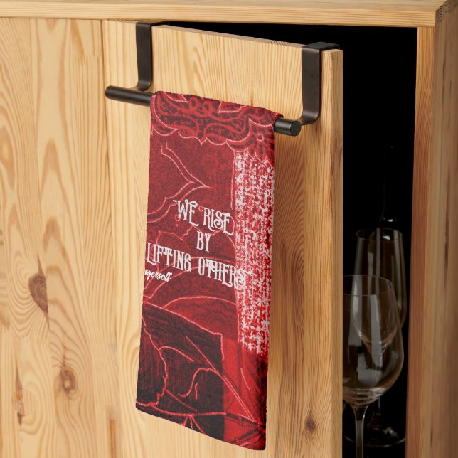 Serviette de cuisine en patchwork rouge « S'élever (Pliage en tiers)
