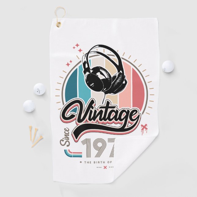 Serviette De Golf Casques vintages depuis 1971 (En situation)