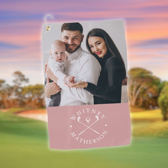 Serviette De Golf Clubs De Nom De Photo Personnalisés Et Balle Rose  (Custom Photo Name Clubs And Ball Dusty Rose White Golf Towel)