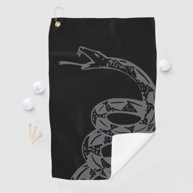Serviette De Golf Drapeau de Gadsden Ne Marchez pas sur Moi Gris (En situation)