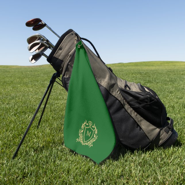 Serviette De Golf Gold Heraldic Shield Monogram On Green (Vert)