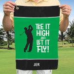 Serviette De Golf Golf Golf Funny Sports Monogramme Vert Noir<br><div class="desc">Élevez votre jeu de golf avec cette serviette "Tee It High & Let It Fly!", avec une police audacieuse du milieu du siècle et une silhouette dorée sur un rectangle vert avec des rayures blanches contre un arrière - plan noir élégant. Personnalisez-le avec des initiales, un nom ou du texte...</div>