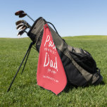 Serviette De Golf Golf papa moderne minimaliste typographie rouge dr<br><div class="desc">Golf papa moderne minimaliste rouge vif typographie drôle meilleur papa par par. Noël idéal,  anniversaire,  cadeau de Fête des pères pour lui.</div>