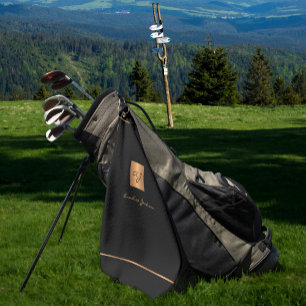 Serviette De Golf Golfer noir or moderne nom monogrammé élégant