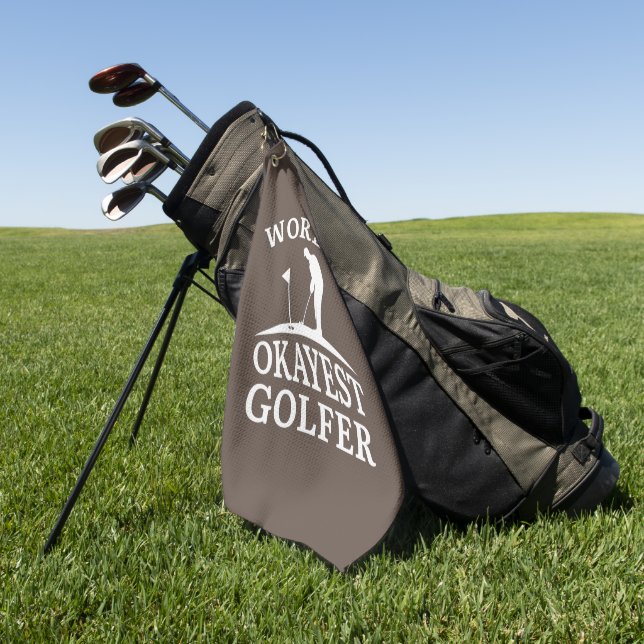 Serviette De Golf Golfeur le plus Okayest du monde (Vert)