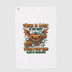 Serviette De Golf Il y a des citrouilles de monstre de Halloween mag