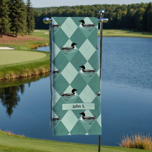 Serviette De Golf Jacquard vert Motif Natation Loon Lake Birds Nom (Green argyle Loons personalized golf towel, unique nature pattern of swimming lake birds.)