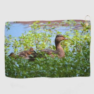 Serviette De Golf Mallard et canettes-Natation par Shirley Taylor