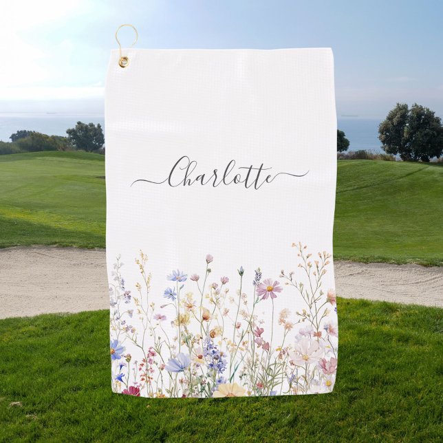 Serviette De Golf Monogram Watercolor Rustic Pretty Wildflower Field (In situ)