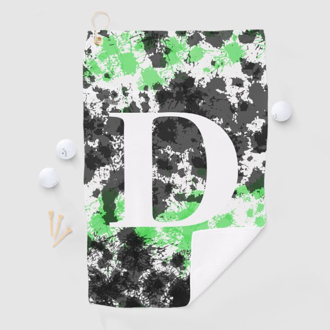 Serviette de golf monogrammée verte et noire à écl (En situation)