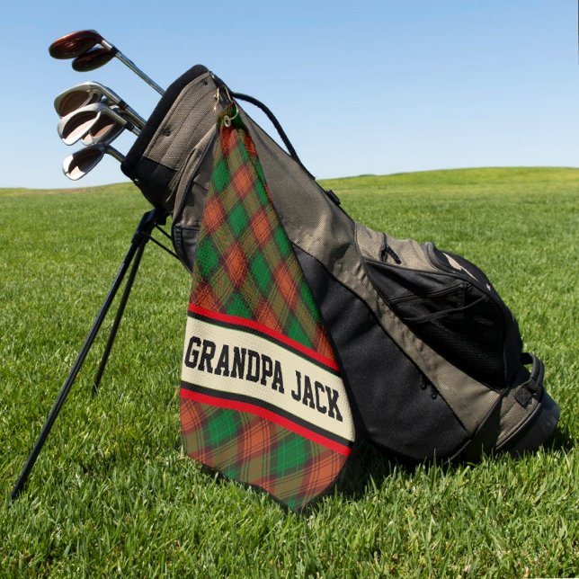 Serviette de golf personnalisée Red Green Plaid Ta (For the golfers!)