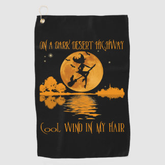 Serviette De Golf Sur une sorcière Dark Desert Highway