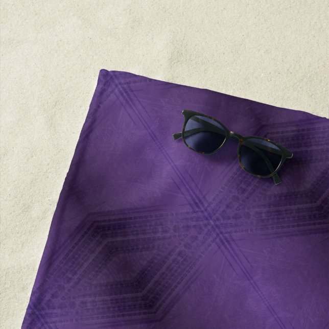 Serviette De Plage Acceptation | Motif Boho violet écectique (En situation)