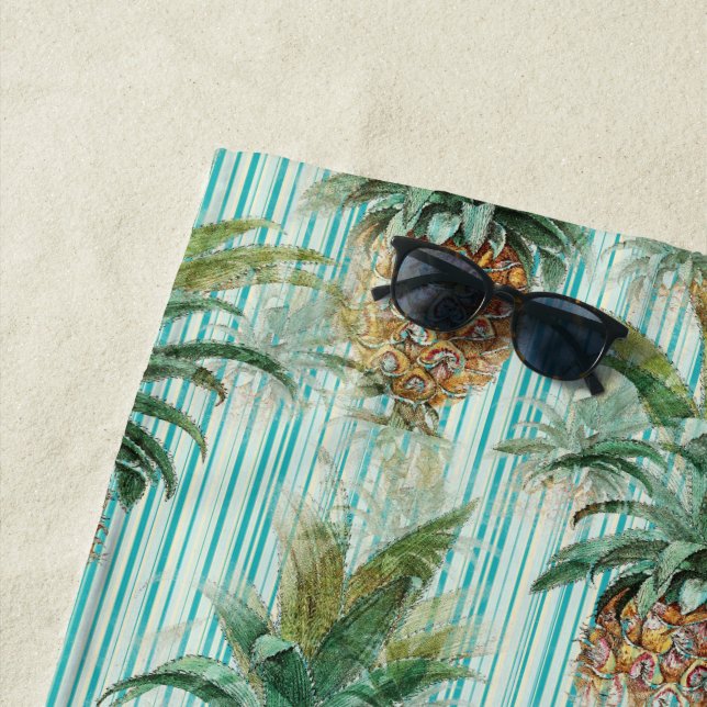 Serviette De Plage Ananas Tropical avec Rayures Aqua (En situation)