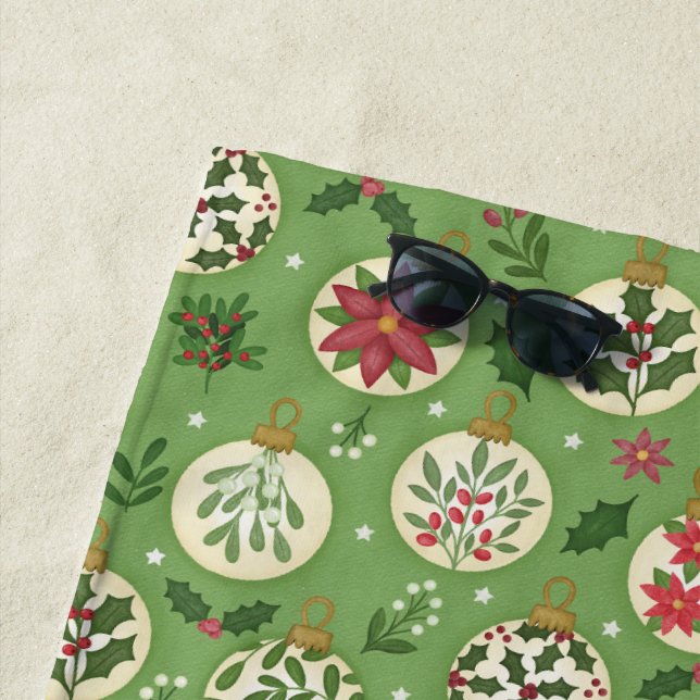 Serviette de plage aux ornements de Noël dessinés  (En situation)
