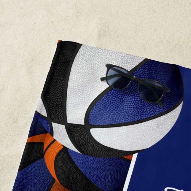Serviette De Plage Beaucoup de boules de basket bleu noir couleurs de (En situation)