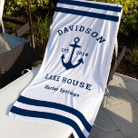 Serviette De Plage Bleu marine Custom Family Lac House<br><div class="desc">La serviette de plage Nautical présente un ancrage de bateau de style côtier et des rayures. Personnalisez le texte personnalisé avec un nom de famille   maison de lac (ou autre titre) avec l'année établie et l'emplacement. Le bleu marine et le blanc sont des couleurs classiques.</div>