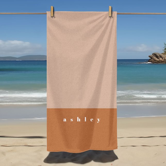 Serviette De Plage Blush Color Block Personnalisé (Pink color block personalized name beach towel.)