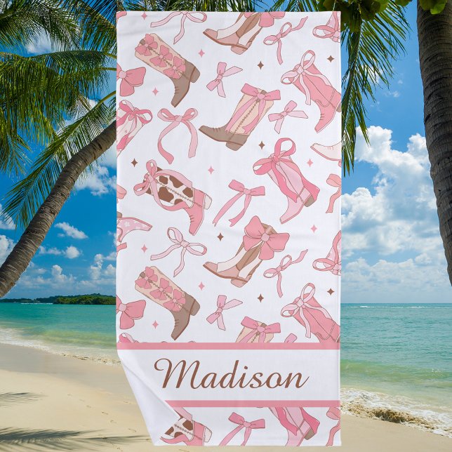 Serviette De Plage Bottes Preppy Western Pink Bow & Cowboy tendance (Créateur téléchargé)