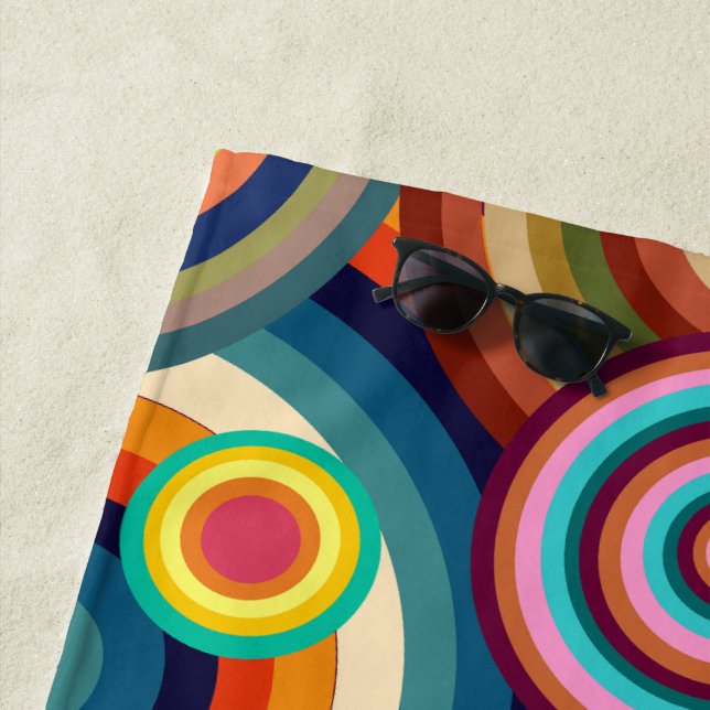Serviette De Plage Bullseyes colorés (En situation)