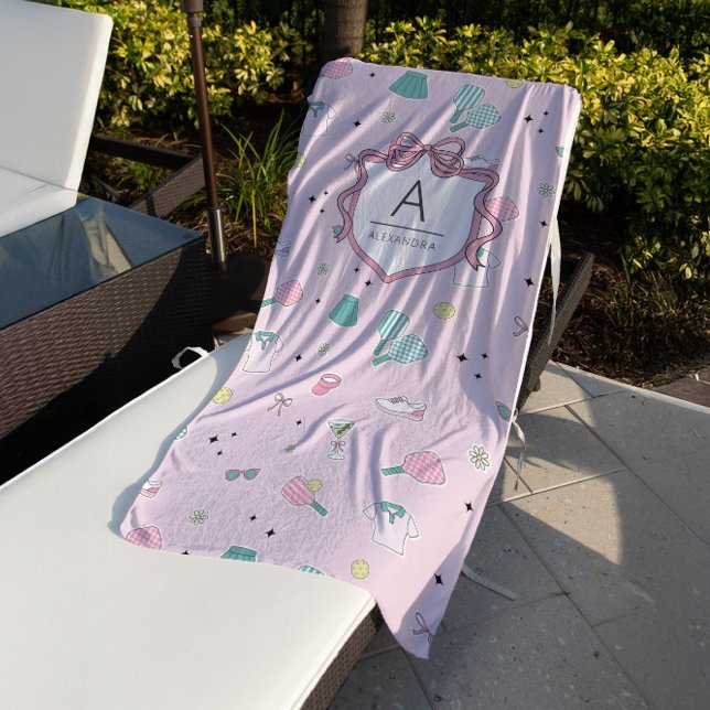 Serviette De Plage Cadeau de pickleball rose prépa avec monogramme po (Créateur téléchargé)