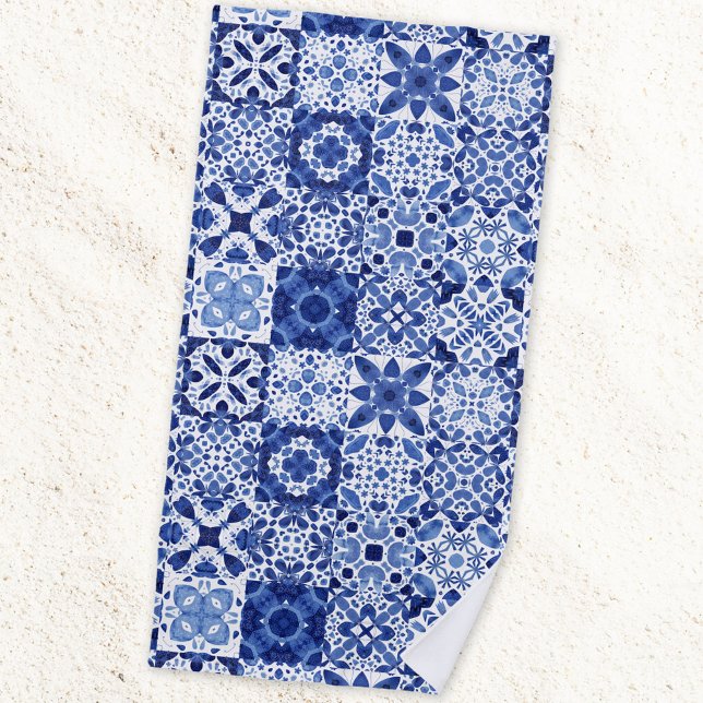 Serviette De Plage Carreaux Bleus Bleu Méditerranéen Motif Aquarelle (Blue and white watercolor 
Mediterranean tile pattern beach towel)