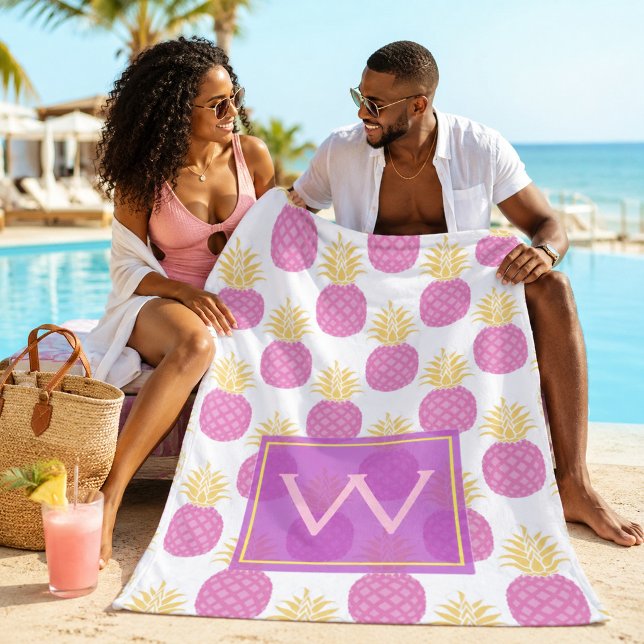 Serviette De Plage Charme de l'Ananas Sucré Monogramme Plage  (Créateur téléchargé)