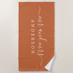 Serviette De Plage Chic Newlysée M. Mme Monogram Burnt Orange