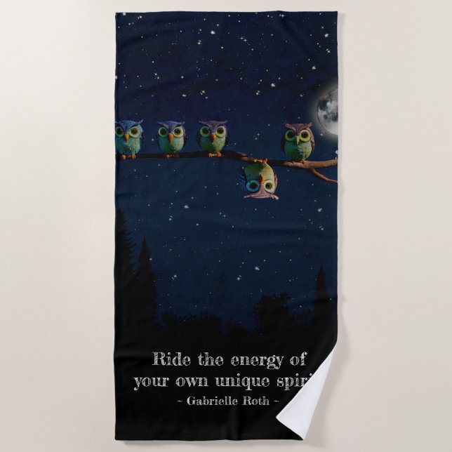 Serviette De Plage Chouette qui est différent avec un collage de devi (Devant)