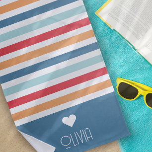 Serviette De Plage Coeur de monogramme rayé arc-en-ciel