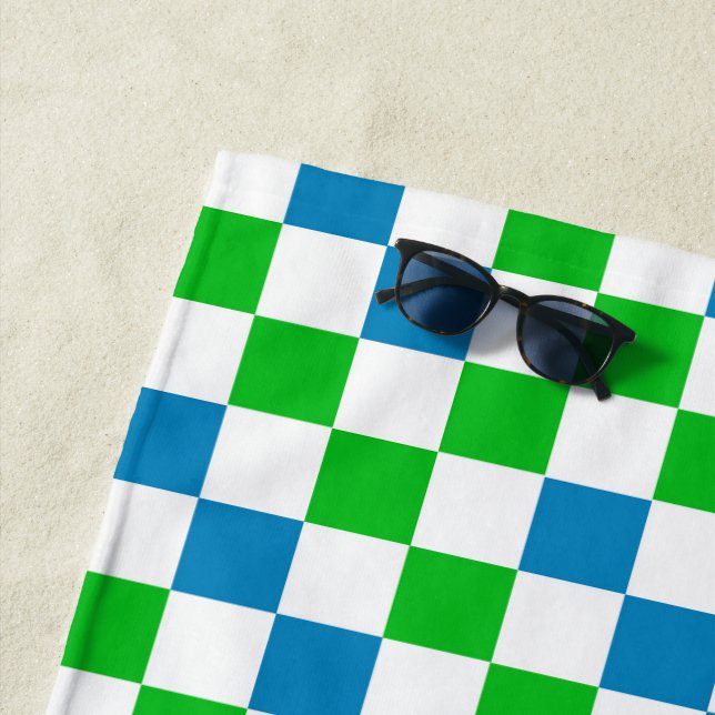Serviette De Plage Conception à carreaux bleu blanc vert  (En situation)