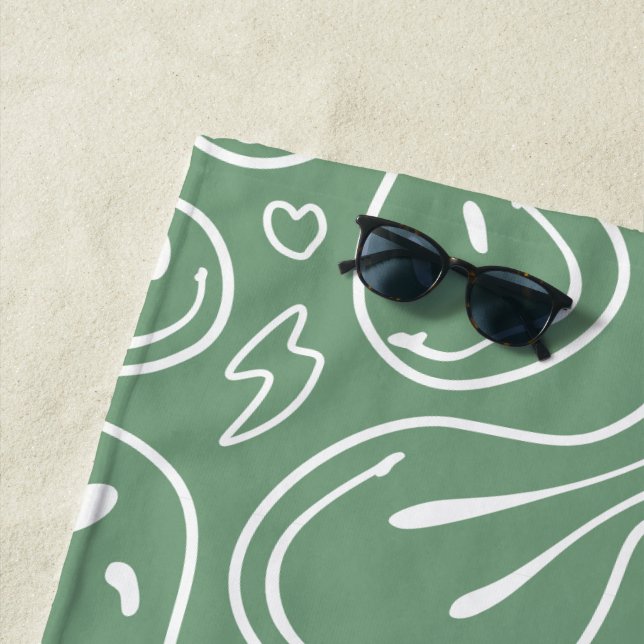 Serviette De Plage Cool Sourire Visage Melting Sourire Motif Sage Ver (En situation)