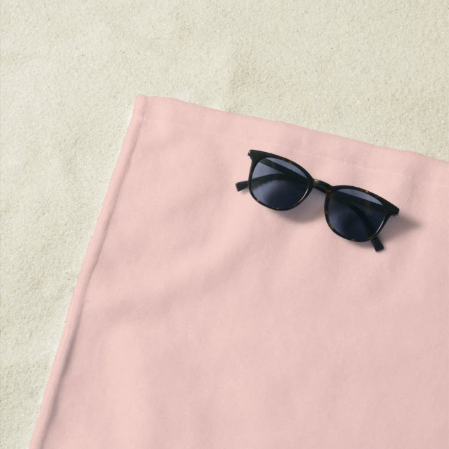 Serviette De Plage Couleur Uni Rose Pâle Clair (En situation)