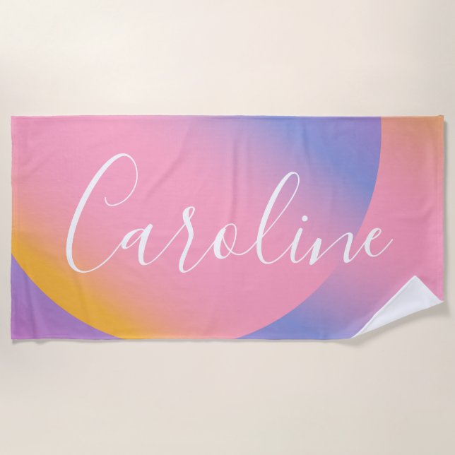 Serviette De Plage Dégradé Violet Groovy | Nom de Script Personnalisé (Devant)
