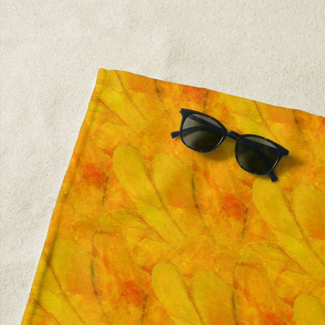 Serviette De Plage Écrasement d'abricot chic floral abstrait (En situation)