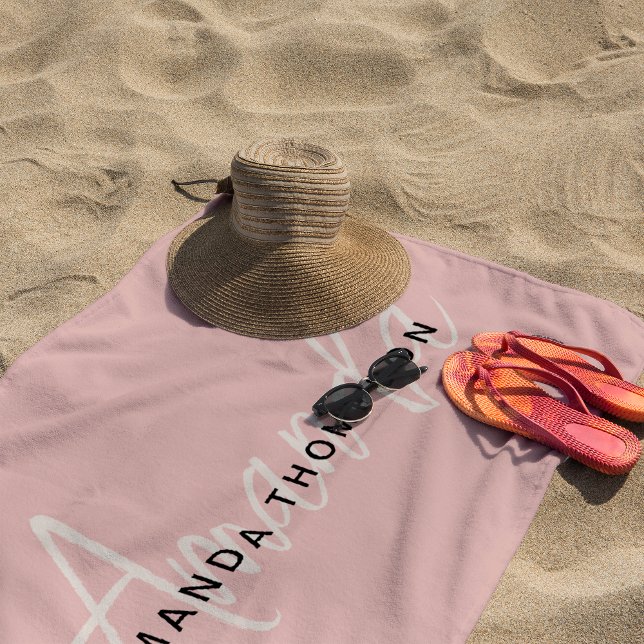 Serviette De Plage Élégant Monogramme Moderne Personnalisé Avec Nom (Créateur téléchargé)